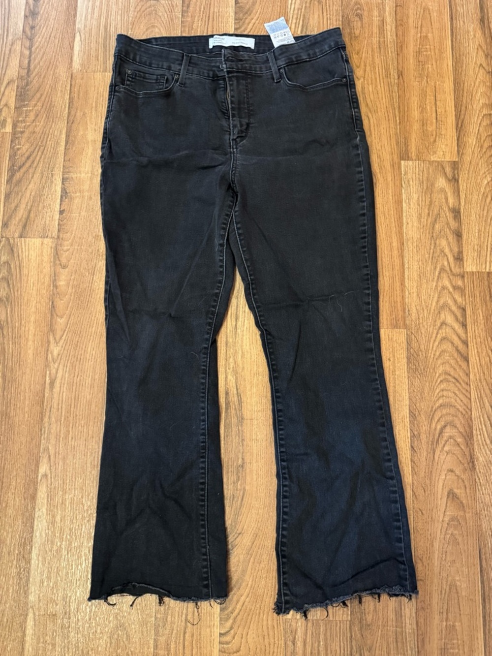 Levi's Black Wide-Leg Jeans with Distressed Raw Hem